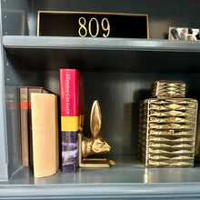 Load image into Gallery viewer, Wild Hare Gold Finish Decorative Bookend Set