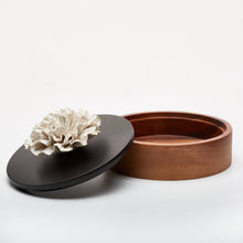 Load image into Gallery viewer, Anoq Decorative Wooden Box with Porcelain Flower