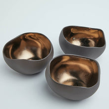 Load image into Gallery viewer, Anoq Bronze Ceramic Candle Holders