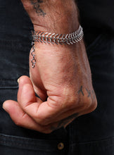 Load image into Gallery viewer, We Are All Smith - Waterproof Stainless Steel Spine Chain Bracelet
