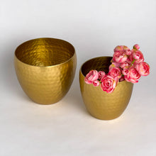 Load image into Gallery viewer, Two gold hammered pots
