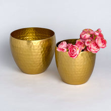 Load image into Gallery viewer, Two gold hammered pots
