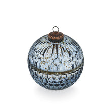 Load image into Gallery viewer, Mercury Ornament Candles
