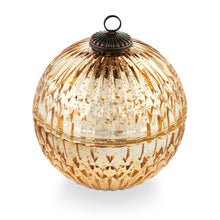 Load image into Gallery viewer, Mercury Ornament Candles
