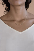 Load image into Gallery viewer, Columba Necklace
