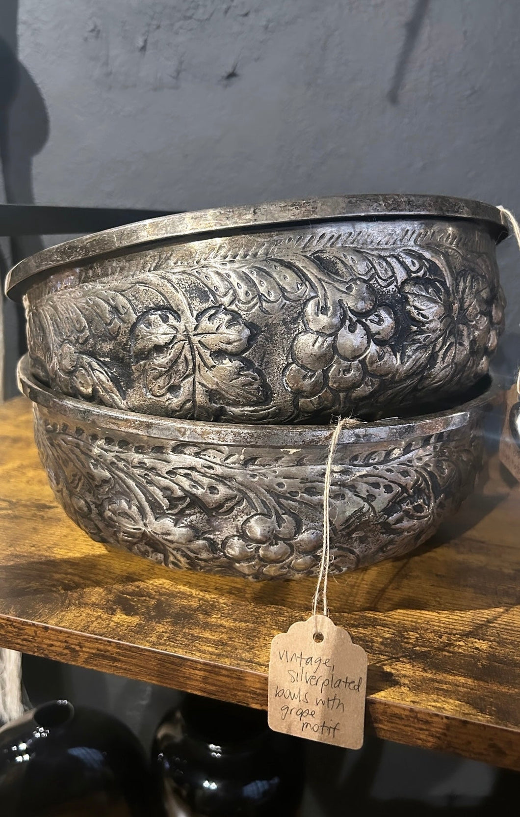 silver plated grape motif bowl
