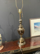 Load image into Gallery viewer, brass lamp with pineapple accent, vintage
