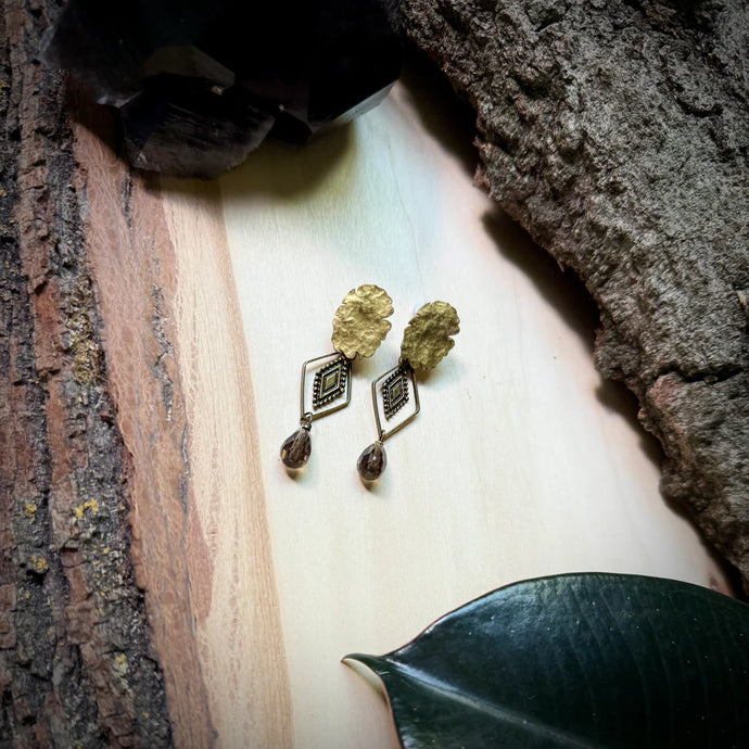 hammered raw brass grouding drop post earring withdimanond shape drop and smokey quartz drop