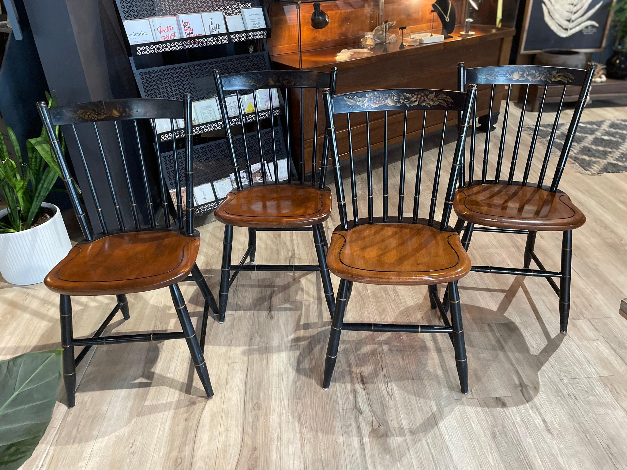 Vintage Hitchcock Dining Chairs, Set of 4 – Mishi Lifestyle
