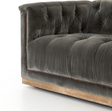 Load image into Gallery viewer, Maxx Sofa
