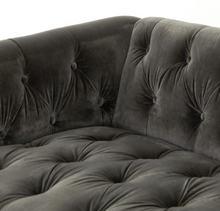 Load image into Gallery viewer, Maxx Sofa

