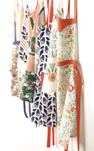Load image into Gallery viewer, 100% cotton english garden apron designed by Elizabeth Owen
