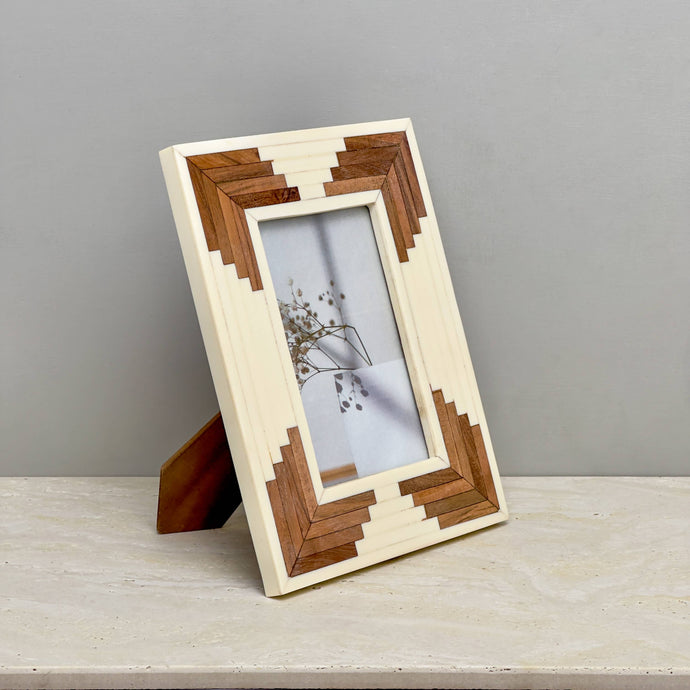 Bone & Wood Photo Frame 4 X 6