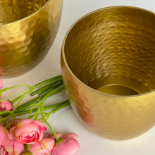 Load image into Gallery viewer, Two gold hammered pots
