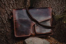 Load image into Gallery viewer, Buffalo Leather Messenger
