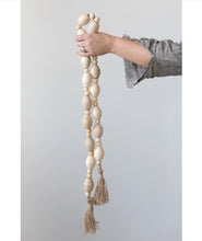 Load image into Gallery viewer, Natural Wood Bead Garland with Jute Tassel
